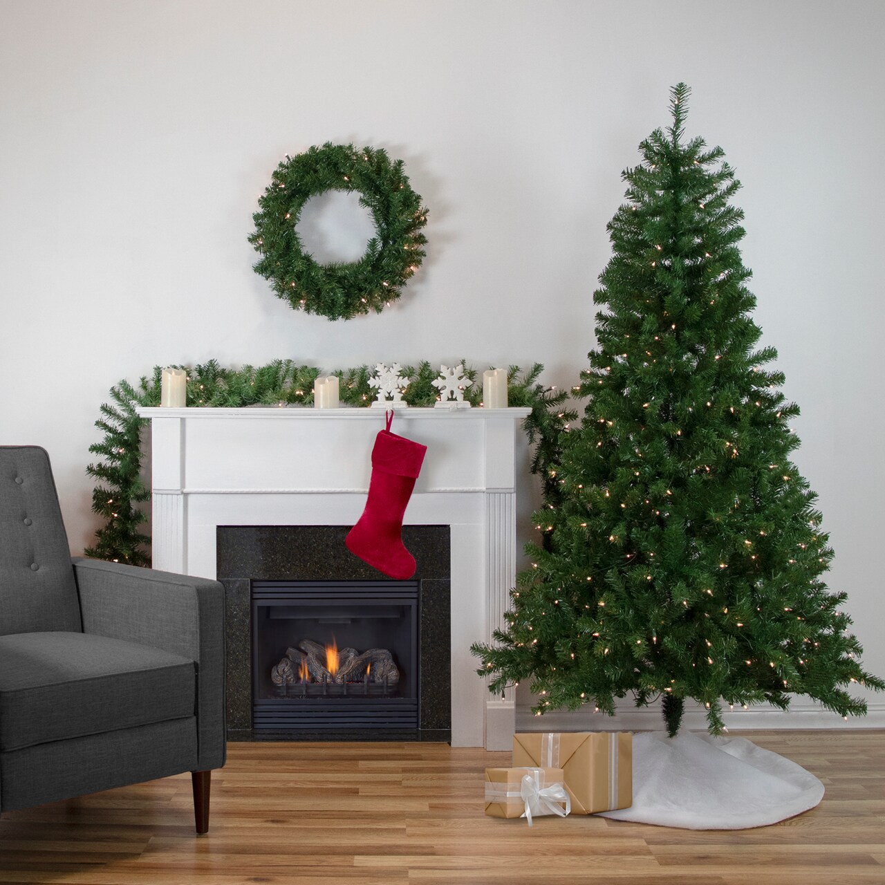 Northlight 4-Piece Artificial Wolcott Spruce Christmas Tree, Wreath and Garland Set, Clear Lights